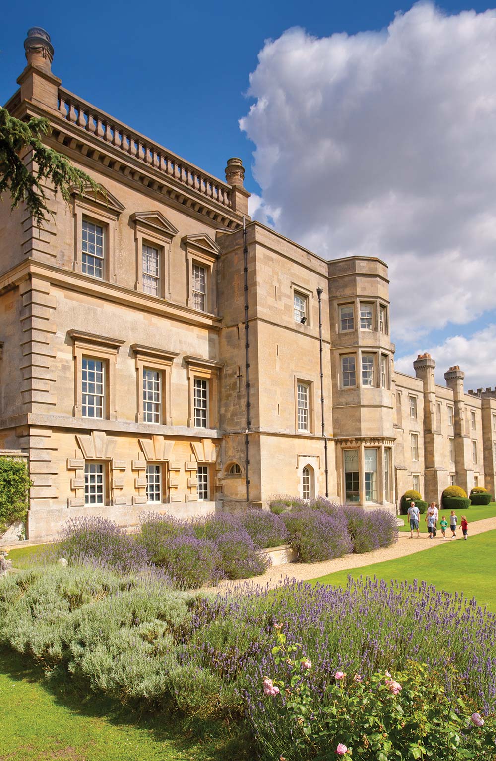 The-Fronatge-and-Garden-of-Grimsthorpe